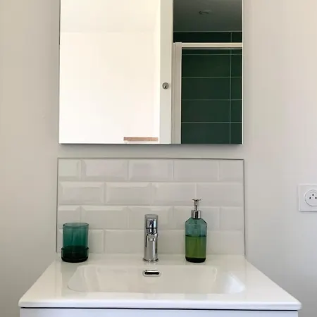 Au Clerc De L'orangerie 2-6 Voyageurs 페캉