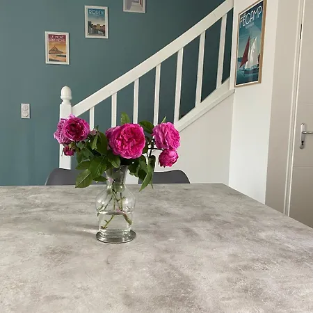 Au Clerc De L'orangerie 2-6 Voyageurs *