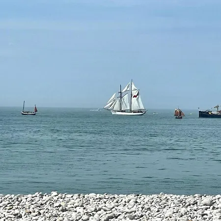 Au Clerc De L'orangerie 2-6 Voyageurs Fécamp